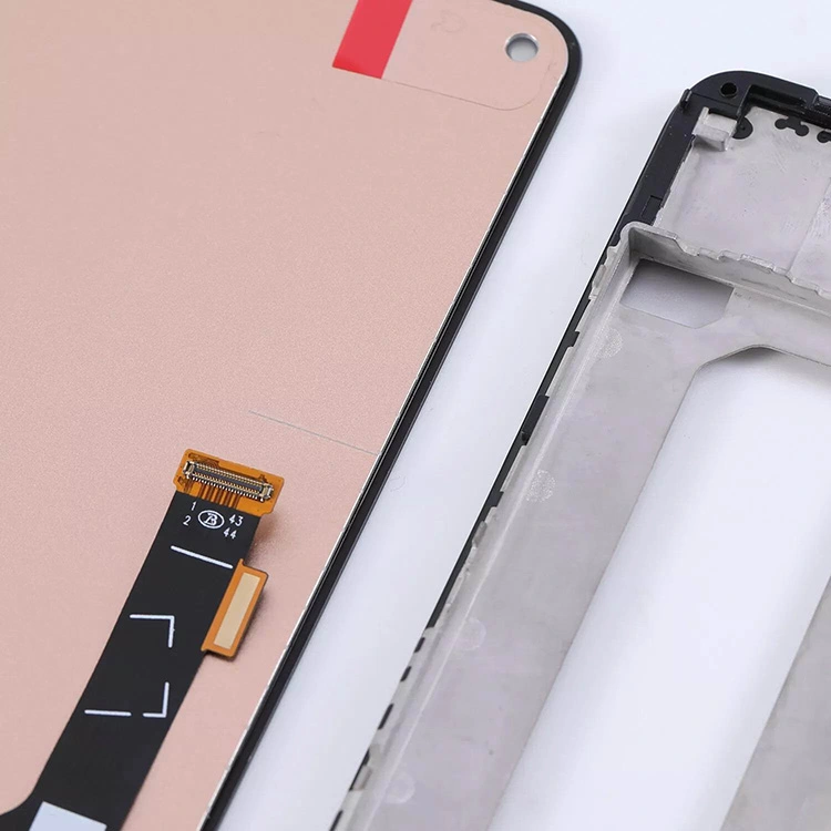 Pixel 4A 5G LCD ekranlar