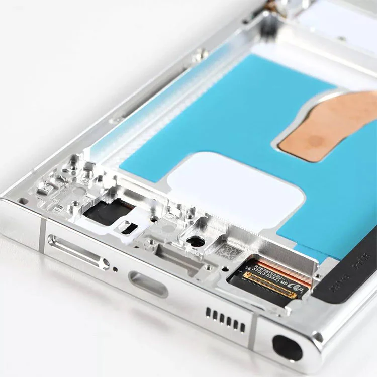 S22 Ultra LCD ekranlar